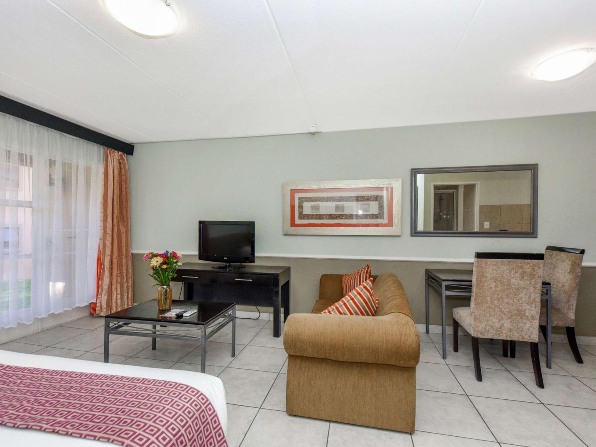 Mercure Hotel Nelspruit Mbombela Екстериор снимка